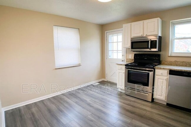 Building Photo - 9382 Raven Ln