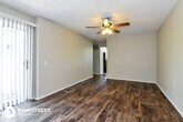 Foto principal - 3978 Valentine St