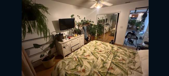 Foto del edificio - 111 Hancock Ave