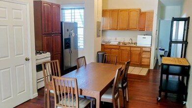 Building Photo - 2939 St Paul St