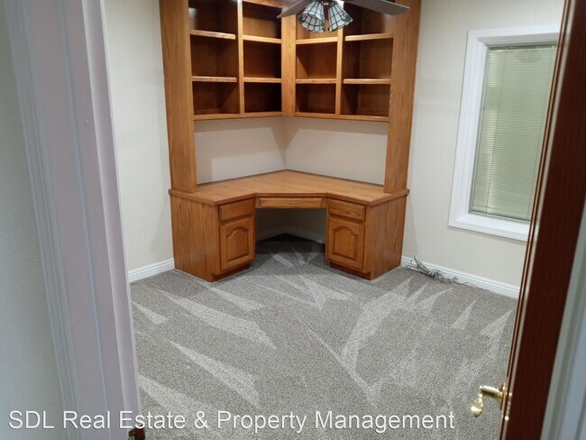 Building Photo - 4 br, 3 bath House - 29880 Camino Del Sol