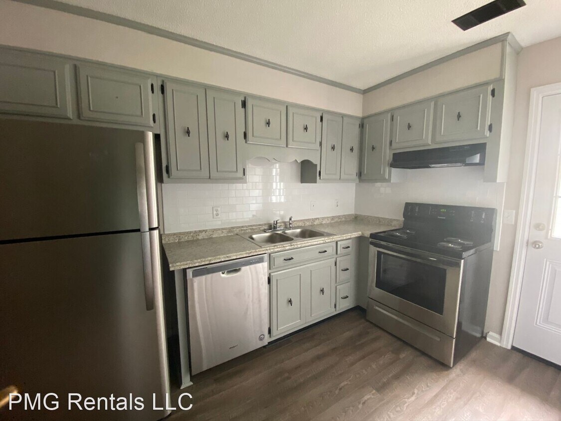 2 br, 1 bath House - 1807 Chandler Rd. #24 - House for Rent in Statesboro,  GA | Apartments.com
