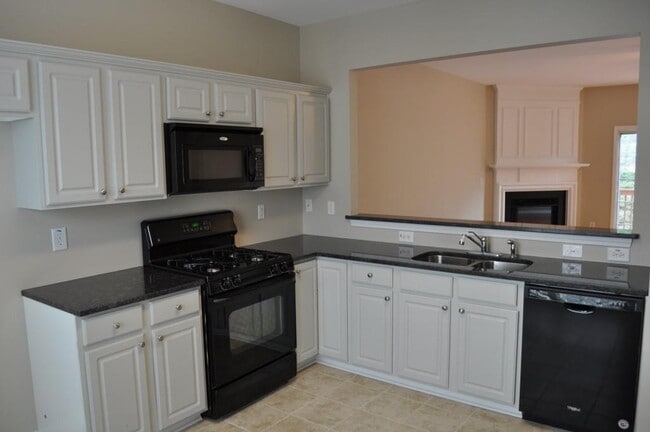 Building Photo - 1022 Thornborough Dr