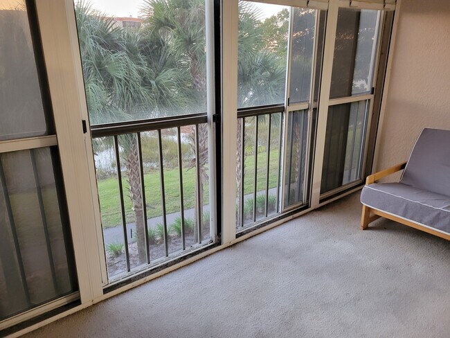 Foto del edificio - 6675 S Oriole Blvd