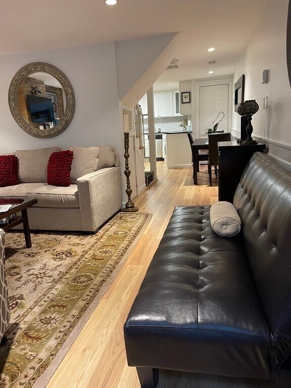 Foto del edificio - 12 Lawrence St