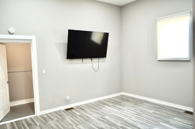 Foto del edificio - 522 W 81st St