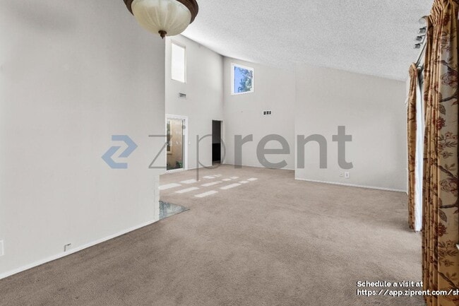 Foto del edificio - 12646 Beach St