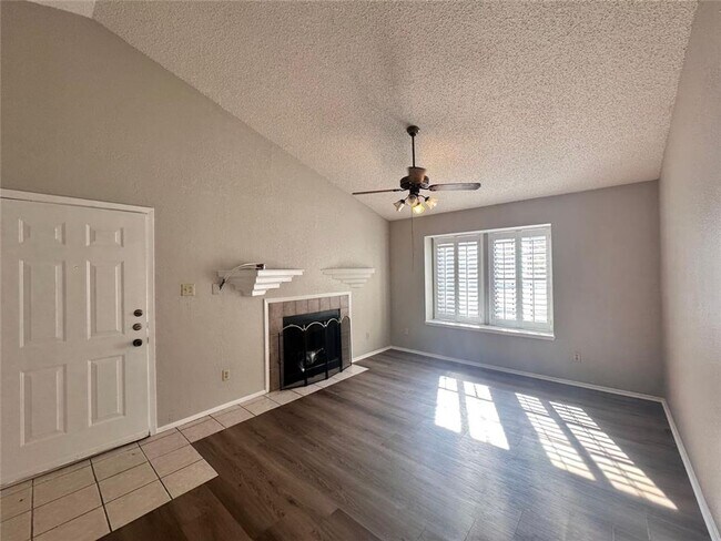Building Photo - Available Now: Central Austin