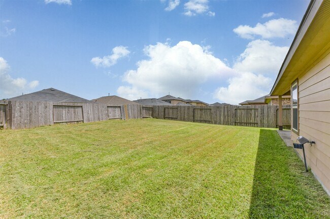 Foto del edificio - 2731 Bergen Bay Ln