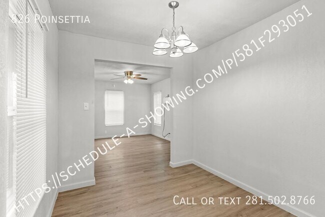 Building Photo - 826 Poinsettia-