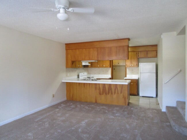 Foto del edificio - 25 Cuttino Rd