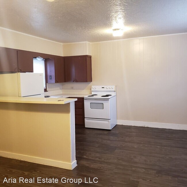 Building Photo - 1 br, 1 bath House - 1614 S. Green Ave B