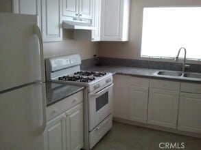 Building Photo - 1329 W 37th Dr