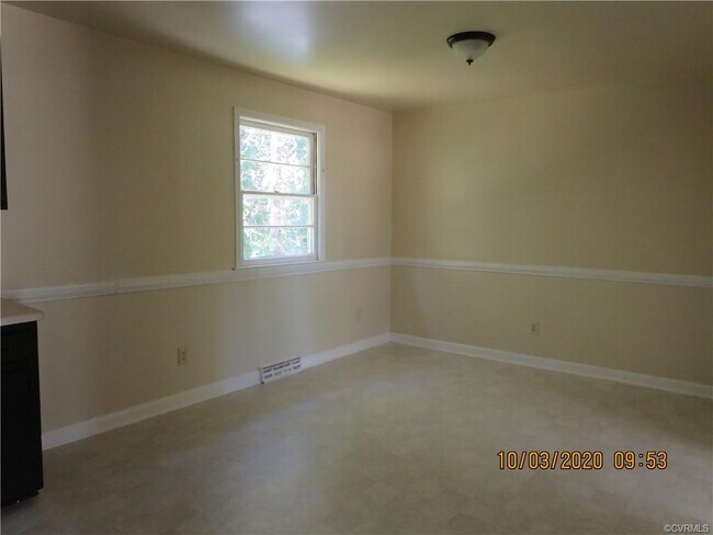 Building Photo - 20506 Ravensbourne Dr
