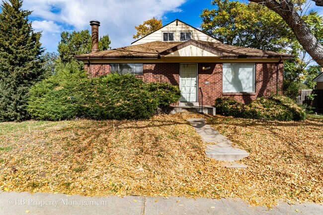 Foto del edificio - 1303 Lipan Dr