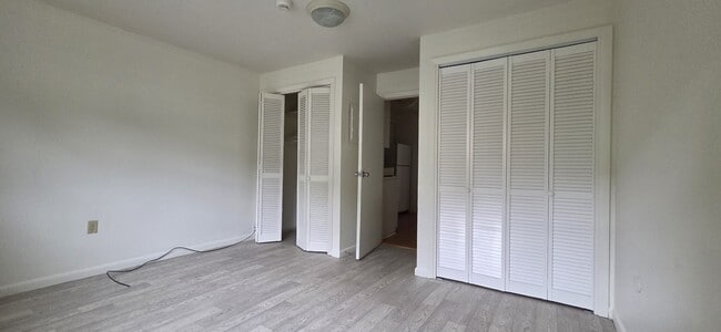 Apartment 6, Living Room - 328 College St