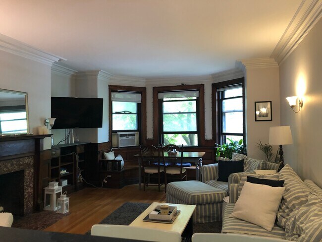 Foto del edificio - 452 Beacon St