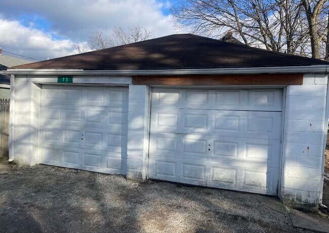 Garage - 73 S Hague Ave