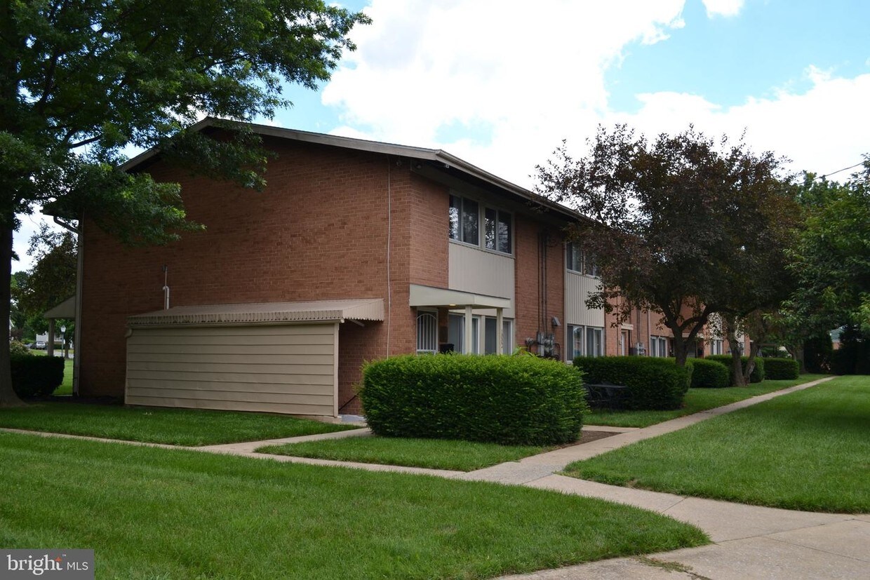 1104 Taney Ave, Frederick, MD 21702 Townhome Rentals in Frederick MD