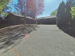 Building Photo - 1393 NW Souza Pl