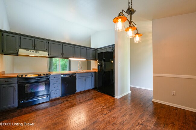 Foto del edificio - 2801 Tirol Ct