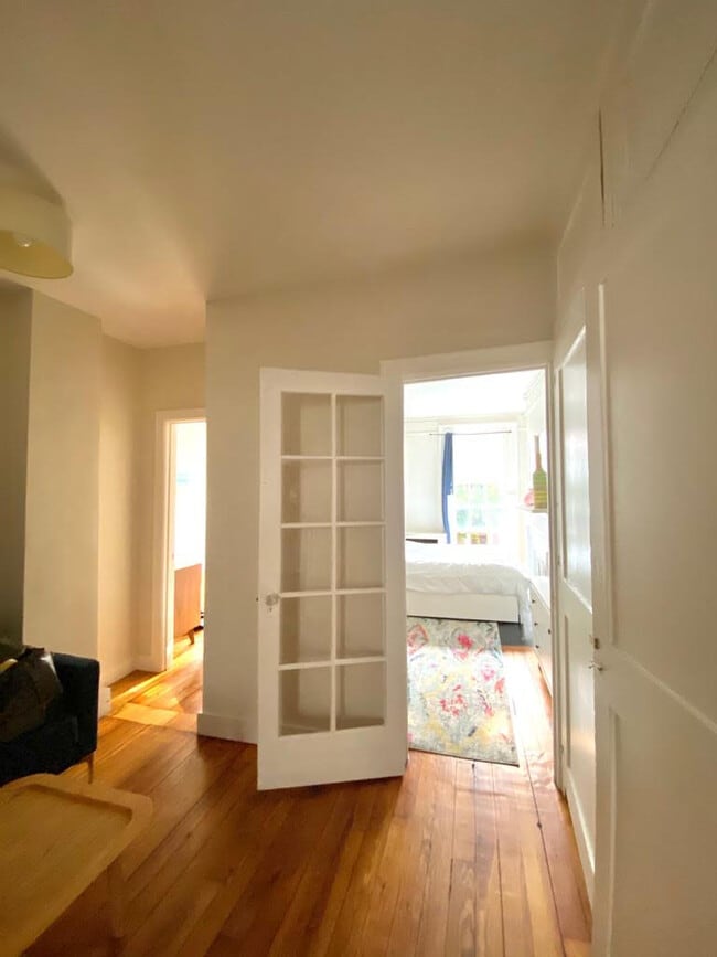 Foto del edificio - 394 Bleecker St