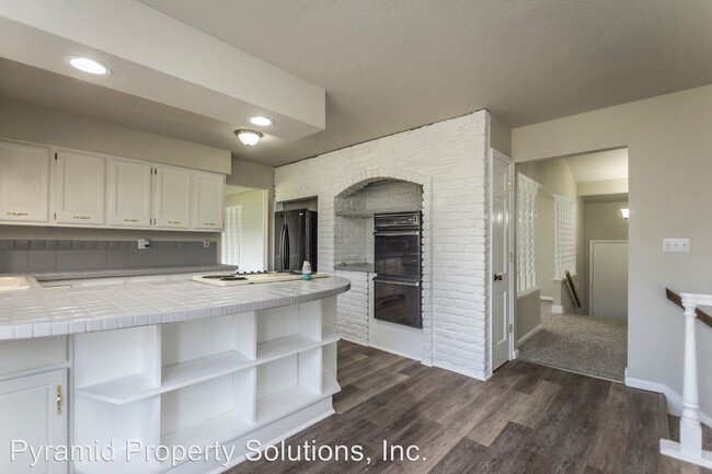 Building Photo - 3 br, 3 bath House - 3965 NW 99th Ave