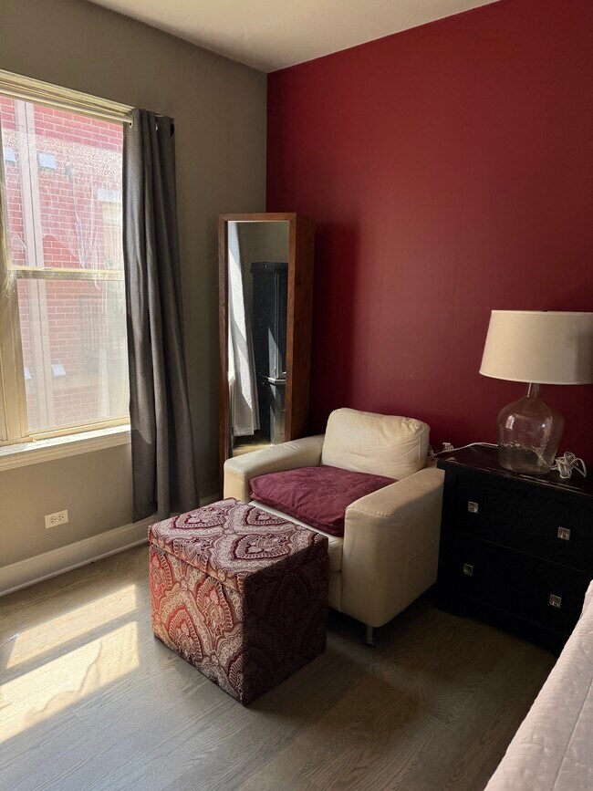 Foto del edificio - 757 W Eastman St