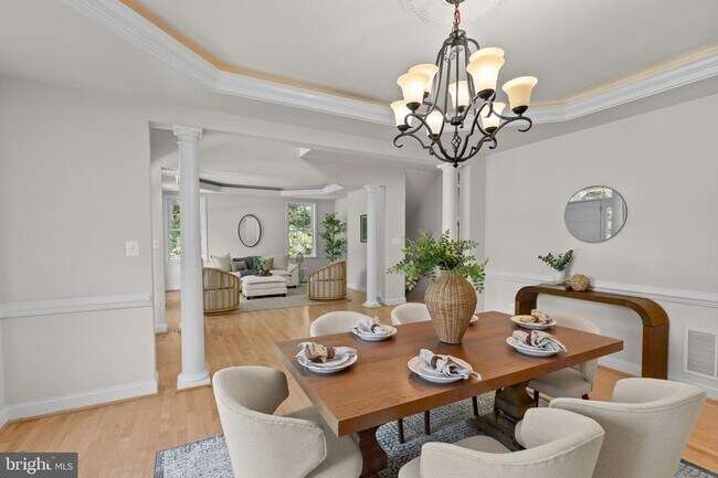 Foto del edificio - 9724 Centennial Meadows Ln