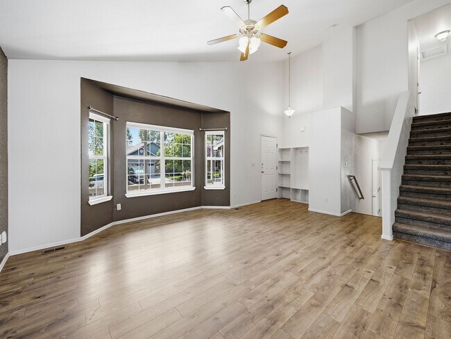 Foto del edificio - 2039 Sandhill Crane Cir