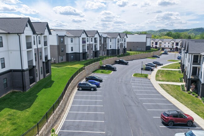 Foto del edificio - Oakwood Landings
