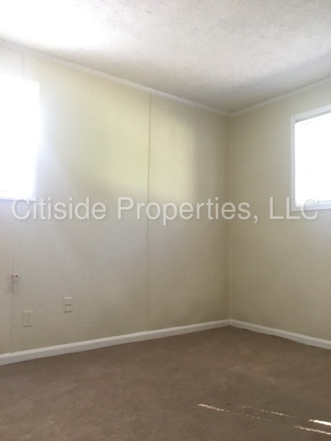 Foto del edificio - 3559 Adams St