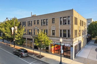 Building Photo - 1634 W Howard St