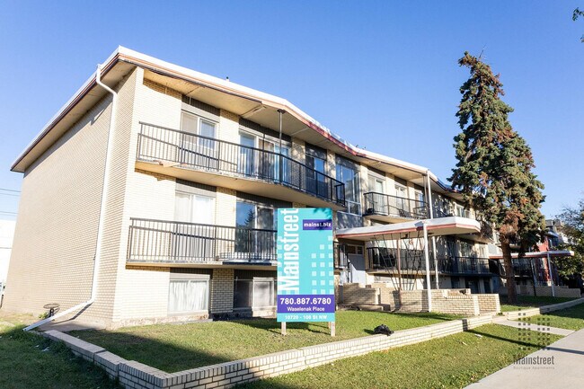 Photo du bâtiment - Waselenak Place