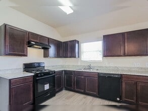 Building Photo - 3306 Any Way