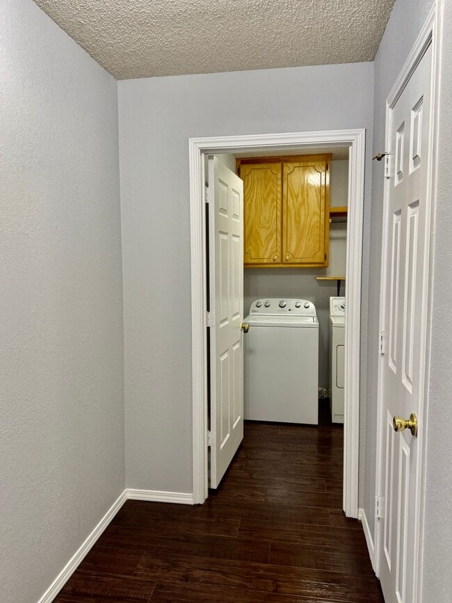 Building Photo - Beautifully Updated 3/2/2 in Frenship Scho...