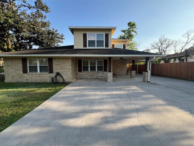 Foto del edificio - 1014 Roxella St