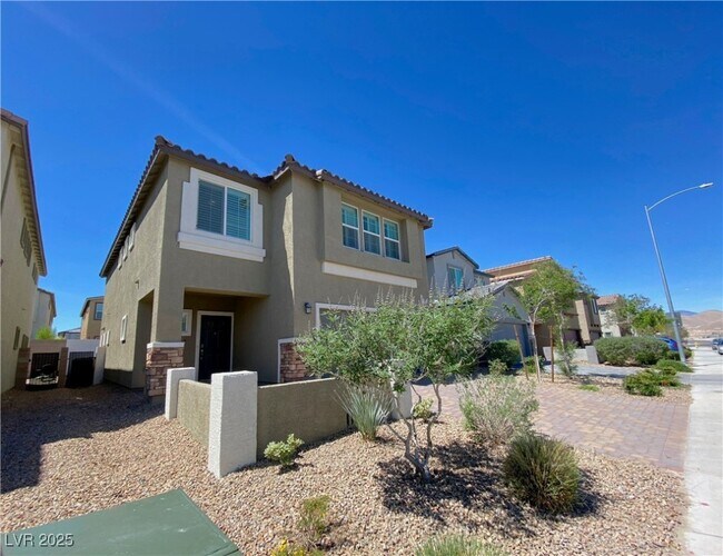 Building Photo - 483 Welpman Way