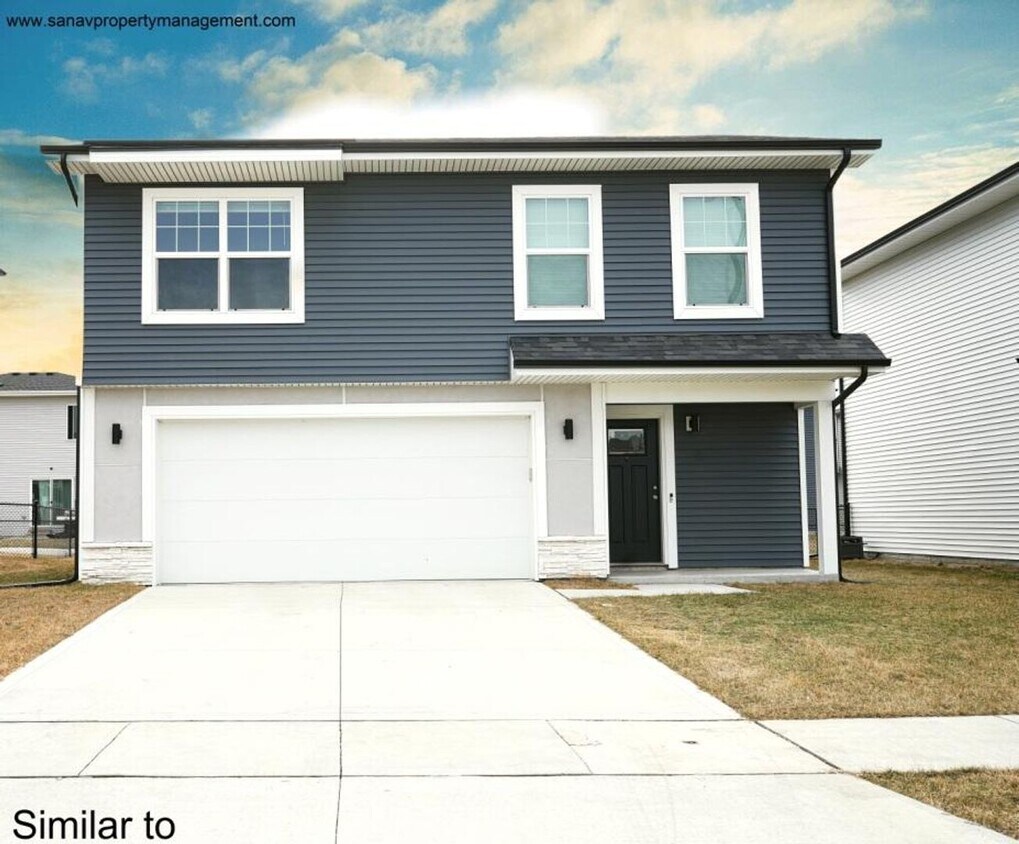 Primary Photo - Beautiful two story with 4 Bedrooms home i...