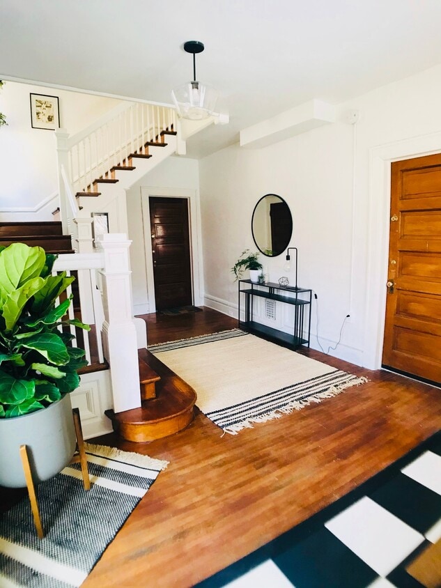 Photo - 1568 Vine St (Denver, CO)