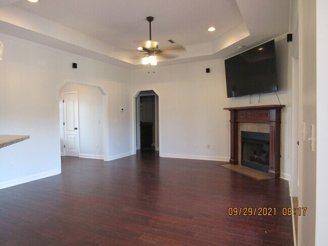 Building Photo - Currington Farms Subdivision!