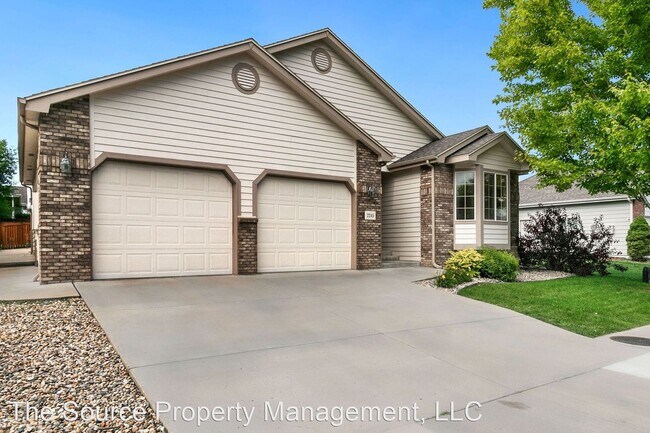 Foto del edificio - 3 br, 2 bath House - 2245 W. 45th St