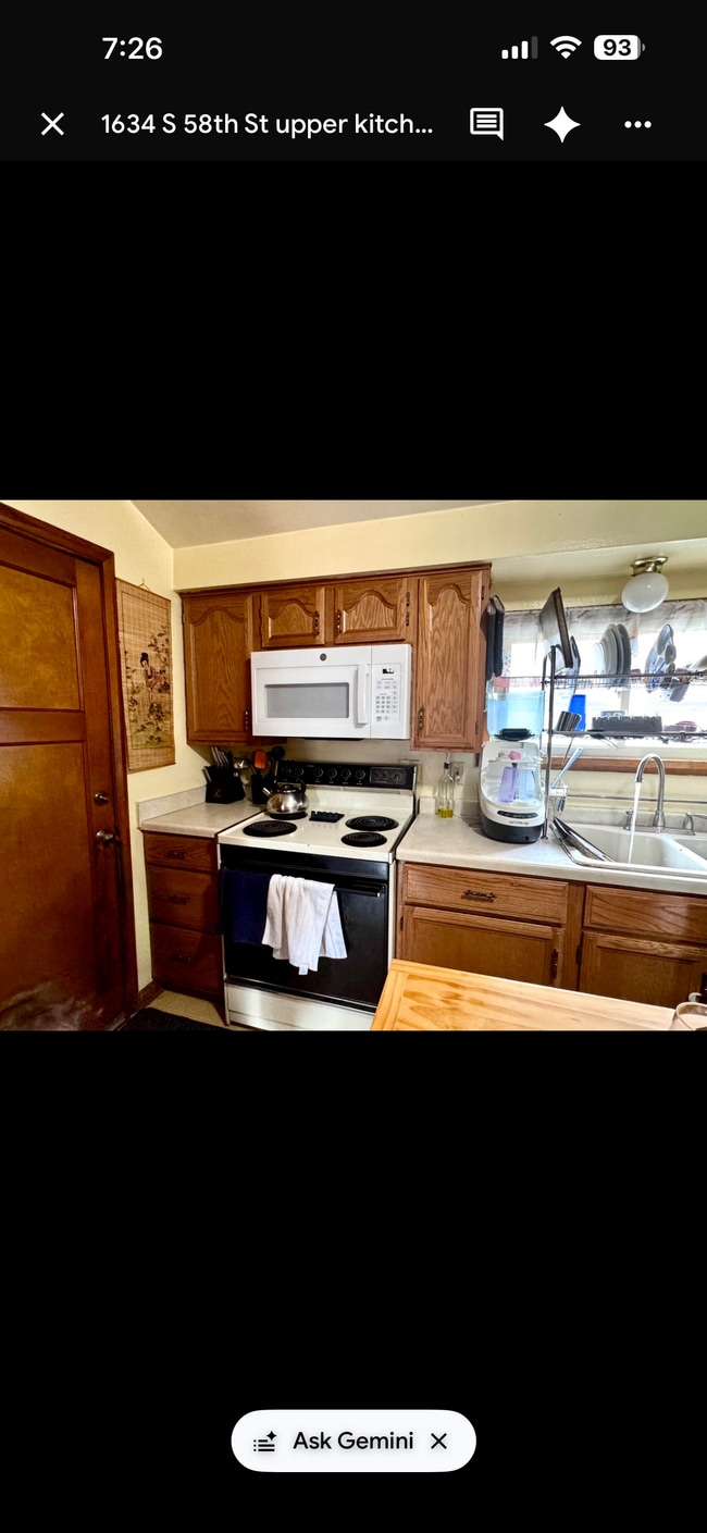 Kitchen - 1634 S 58th St