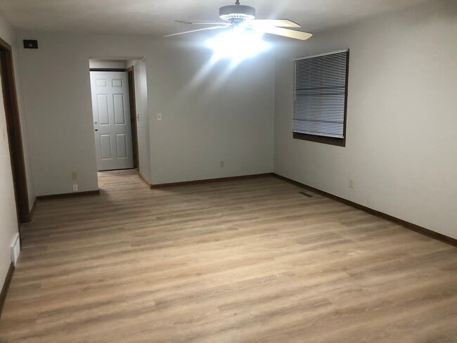 Building Photo - 6261 Spring Brook Rd