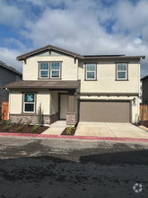 Building Photo - 3243 Shrute Dr