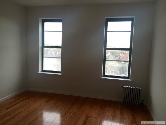 Building Photo - 25 Woodruff Ave