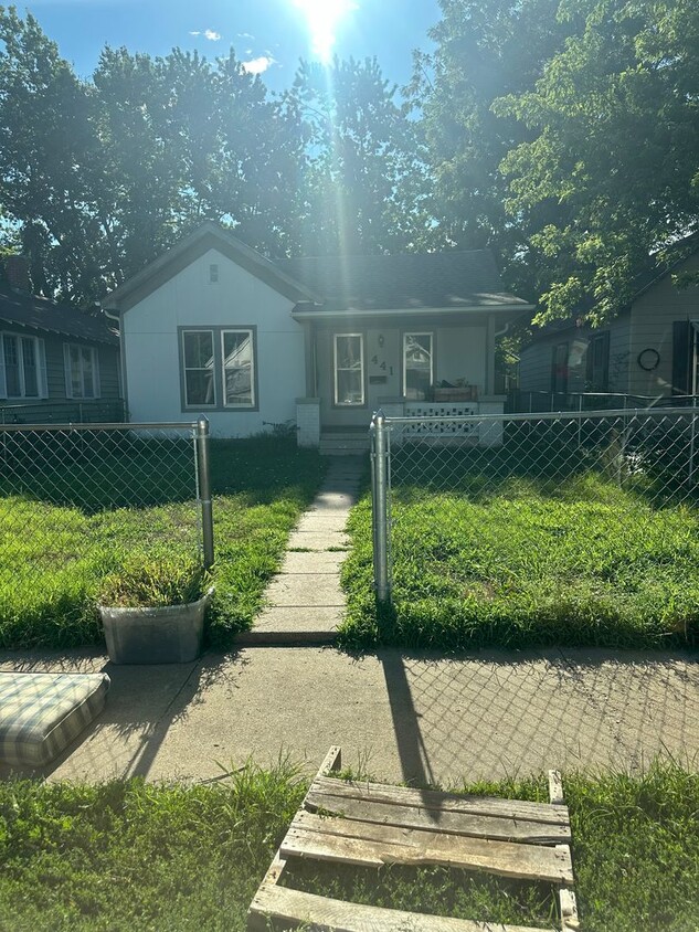 Primary Photo - Updated 2 Bedroom, 1 Bath Home with 2 Car ...