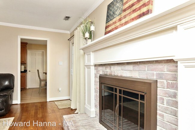 Foto del edificio - 4 br, 2 bath House - 561 Woodstock Road