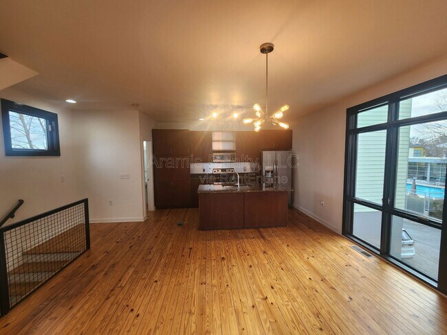 Foto del edificio - 1282 MacKintosh pknw