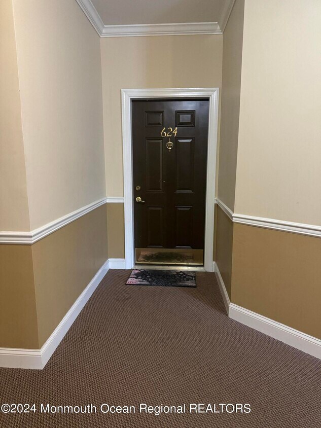 624 Sloan Ct Unit 624, Matawan, NJ 07747 Condo for Rent in Matawan, NJ